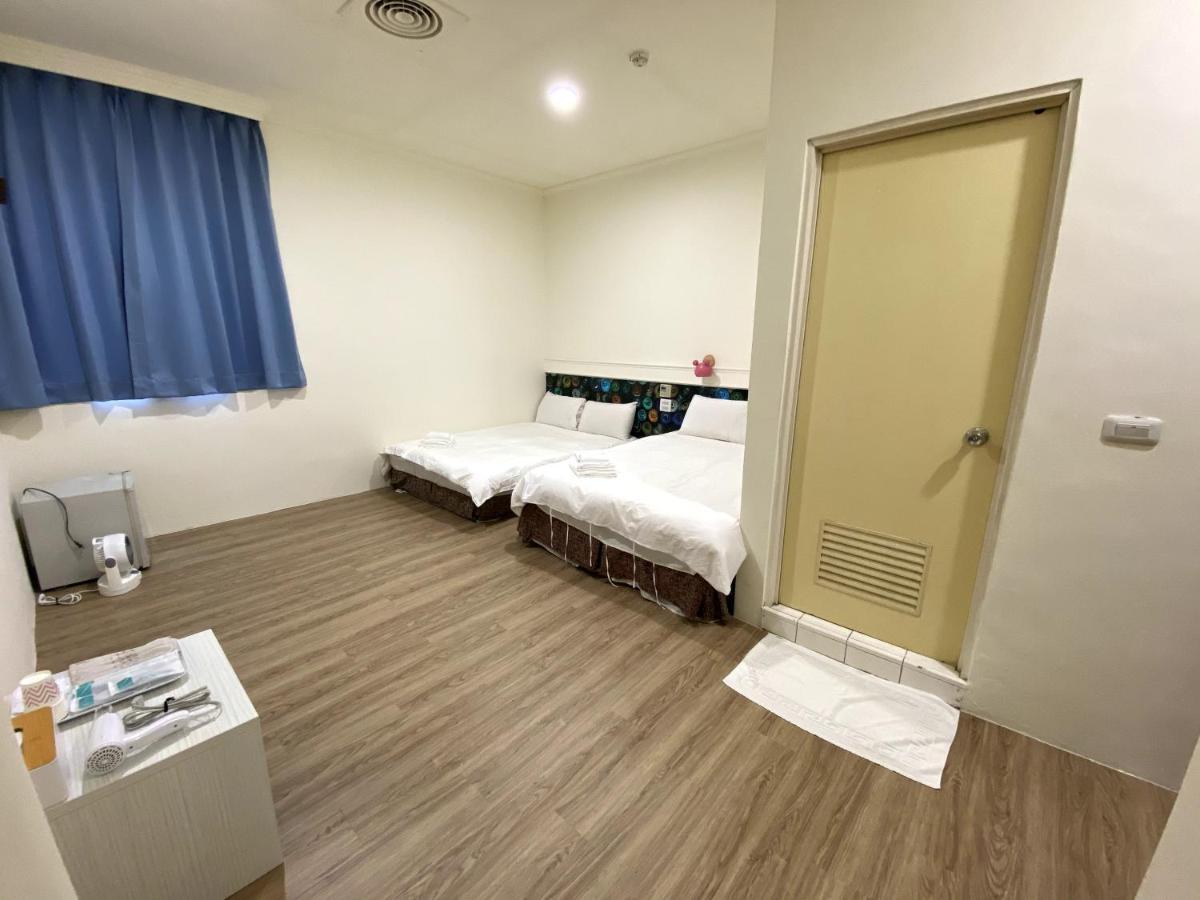 Super White Hotel T'ai-tung Kültér fotó