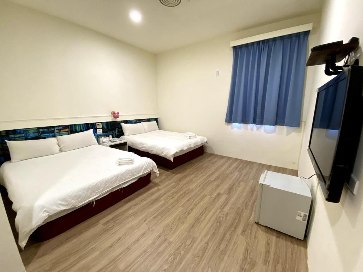 Super White Hotel T'ai-tung Kültér fotó